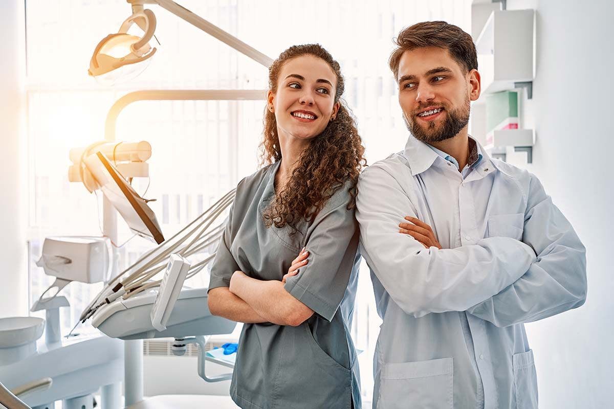 Consider Pros and Cons Before Executing a Dental Practice Partnership Dissolution: © HBS - STOCK.ADOBE.COM