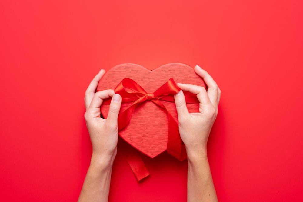 6 Neat Valentine’s Day Dental Gift Ideas
