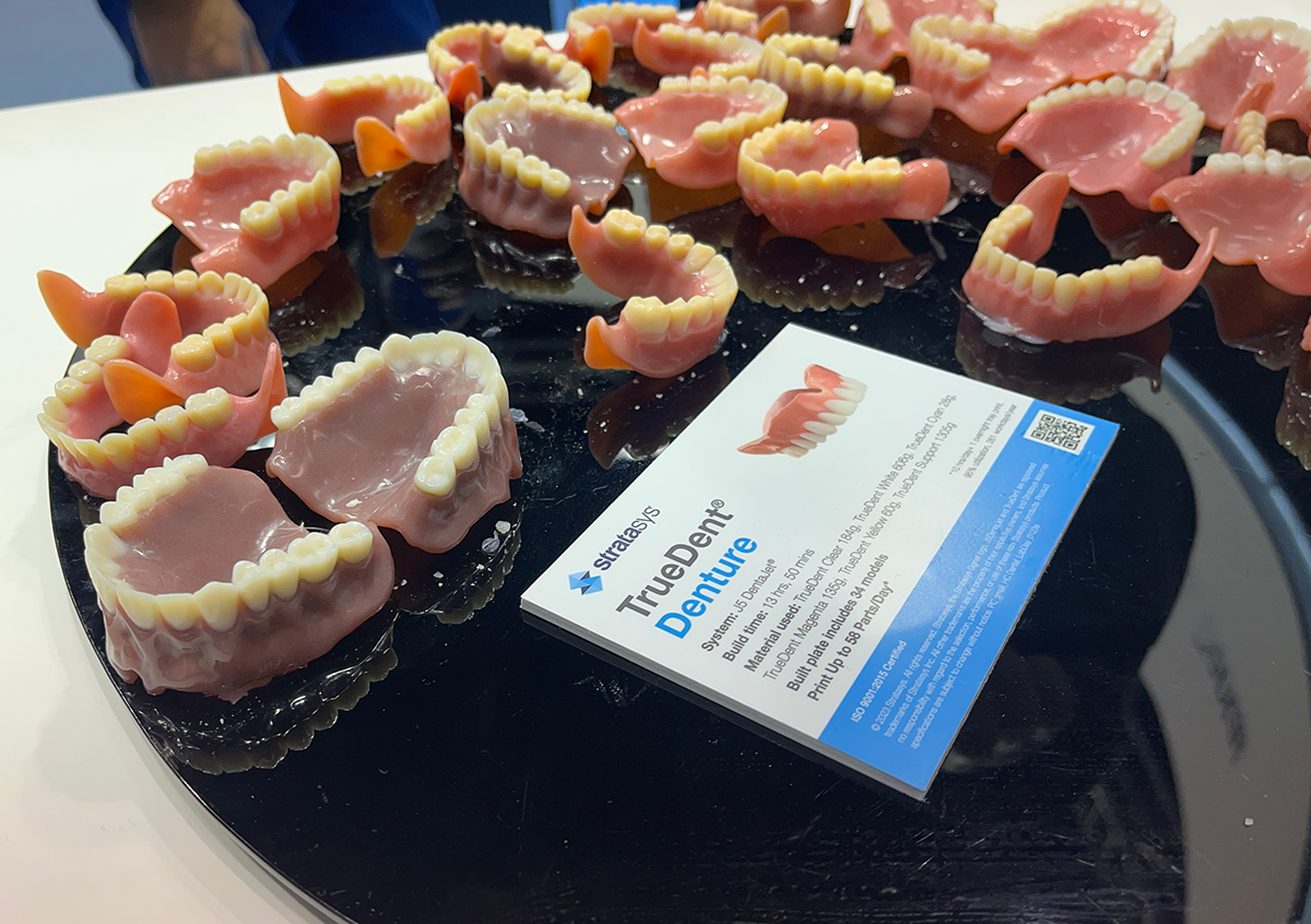TrueDent Material from Stratasys allows 3D printing of monolithic multishade dentures.