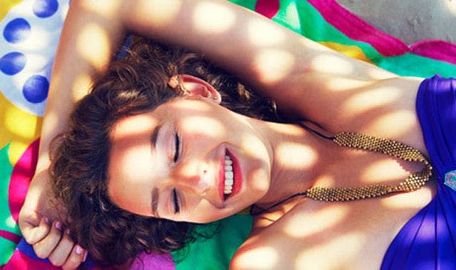 Studies find sunbathing linked to gum disease prevalence