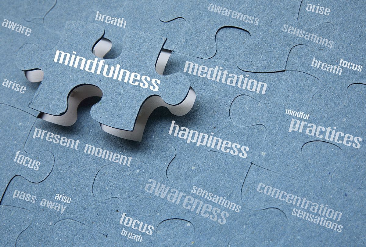 Chairside Mindfulness: Reducing Stress and Enhancing Patient Relationships | Image Credit: Tooratanaubol – stock.adobe.com