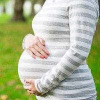 More Pregnant Women Seeing Dentist, Survey Finds